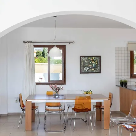 Coral Olympus Hera *