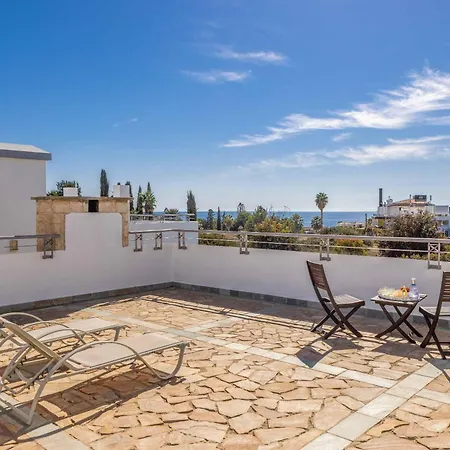 וילה Coral Olympus Hera פאהיה