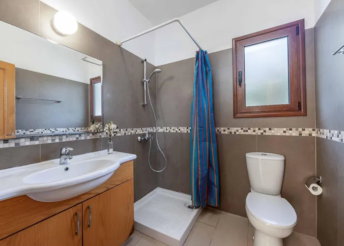 Coral Olympus Hera * Peyia